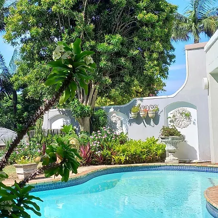 Pebble Cove Outside Room - Private Entrance - Twelve Square Metres Sheffield Beach Exterior photo
